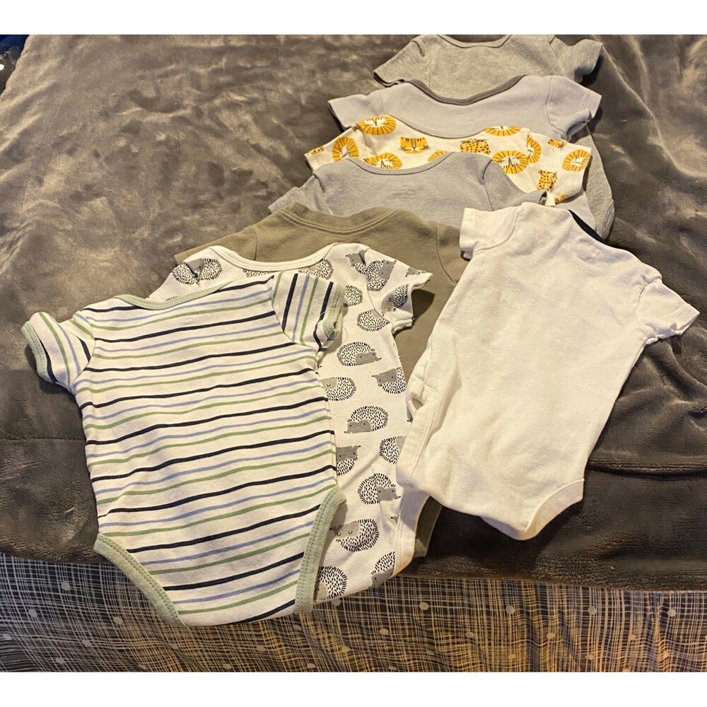 Baby - Picture 3 of 4